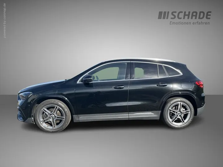 Mercedes-Benz GLA 220