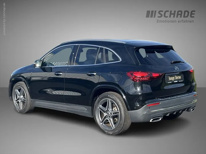 Mercedes-Benz GLA 220