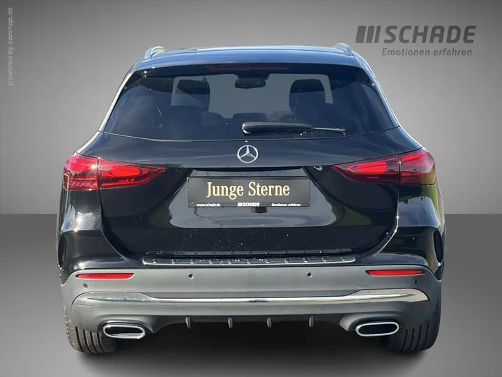 Mercedes-Benz GLA 220