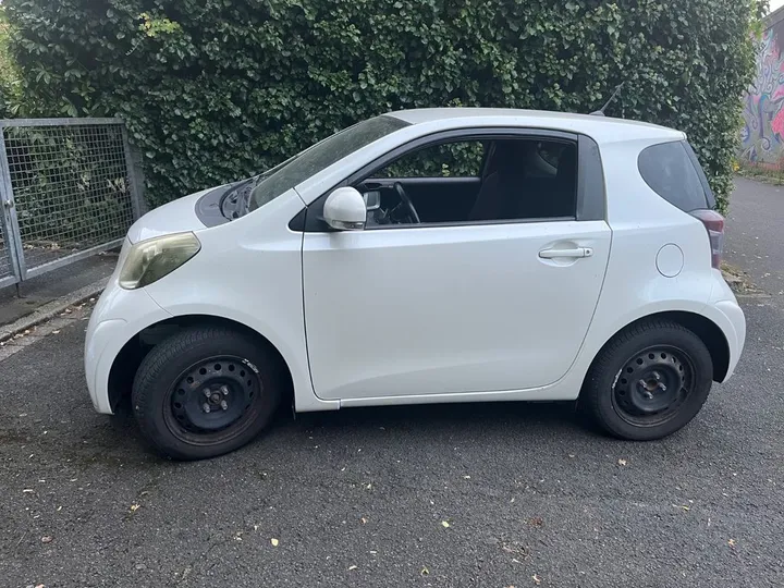 Toyota IQ