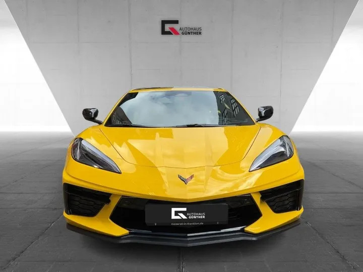 Corvette C8