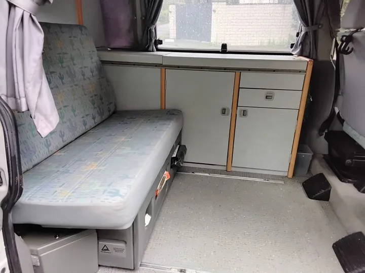 Volkswagen T4 California