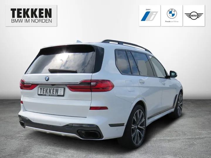 BMW X7 M50