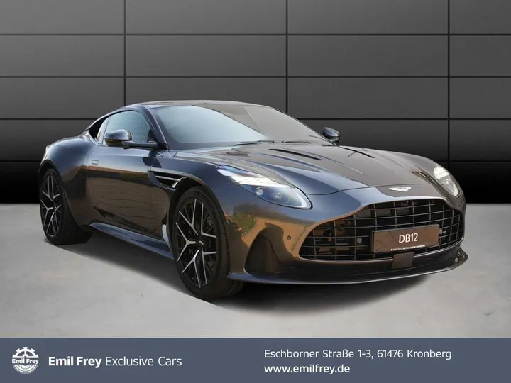 Aston Martin DB12