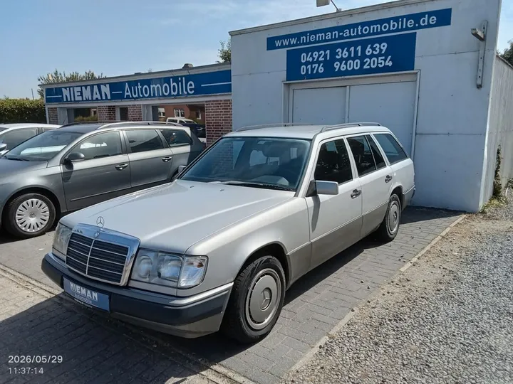 Mercedes-Benz 200