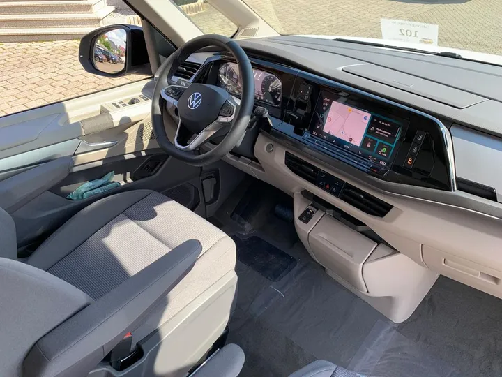 Volkswagen T7 Multivan