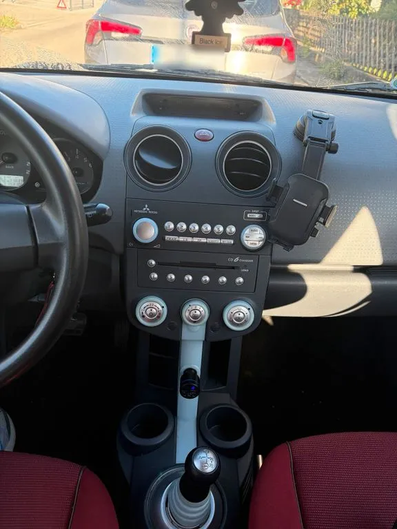 Mitsubishi Colt