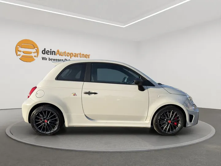 Abarth 695