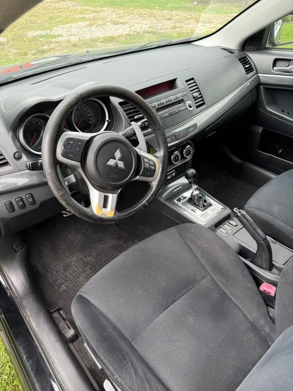 Mitsubishi Lancer