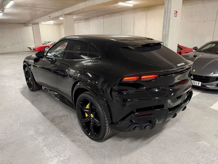 Ferrari Purosangue