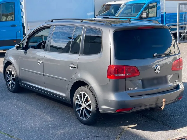 Volkswagen Touran