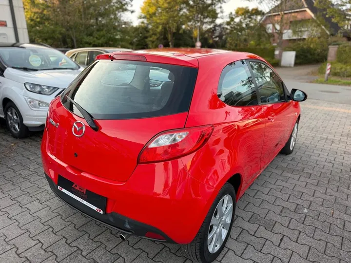 Mazda 2