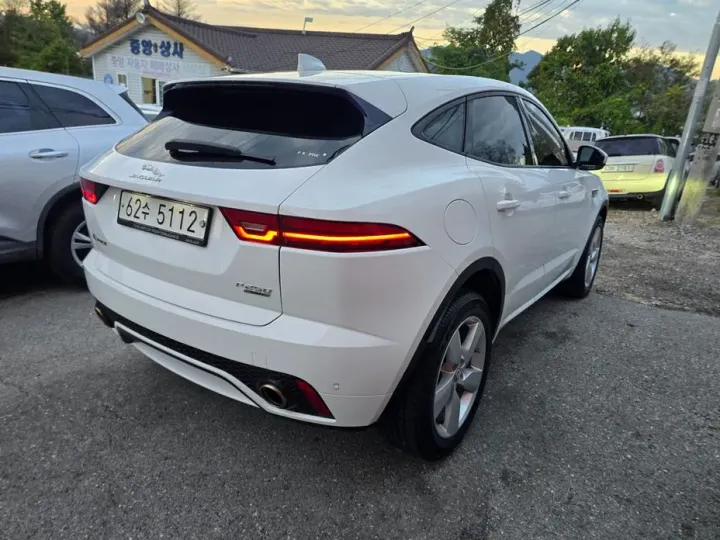 Jaguar E-PACE
