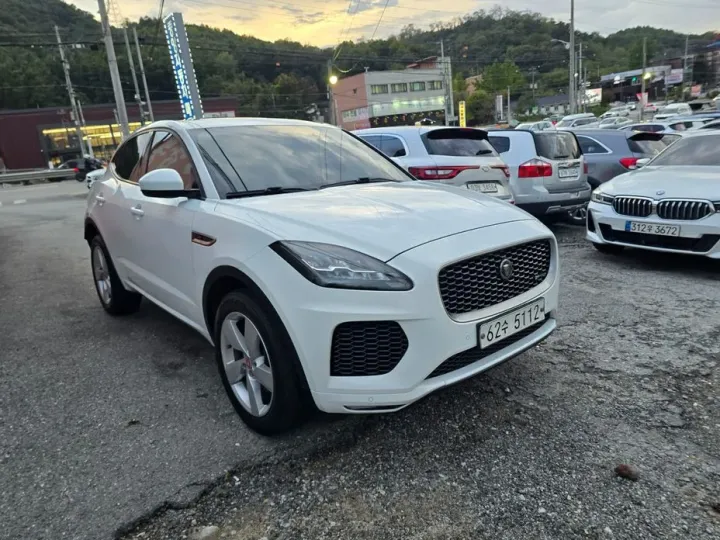 Jaguar E-PACE