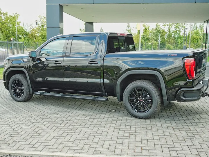 GMC Sierra