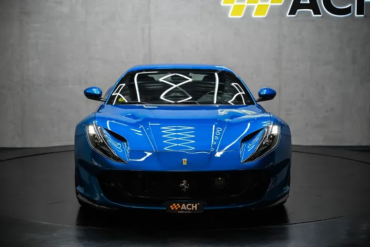 Ferrari 812