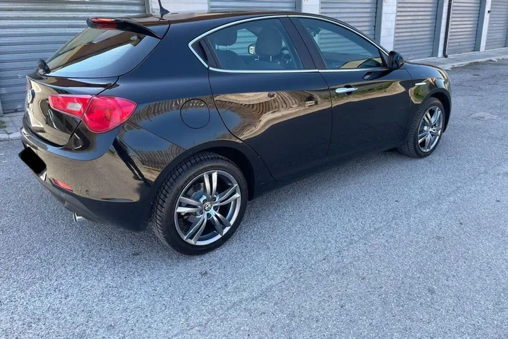 Alfa Romeo Giulietta