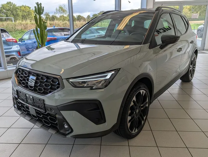 Seat Arona