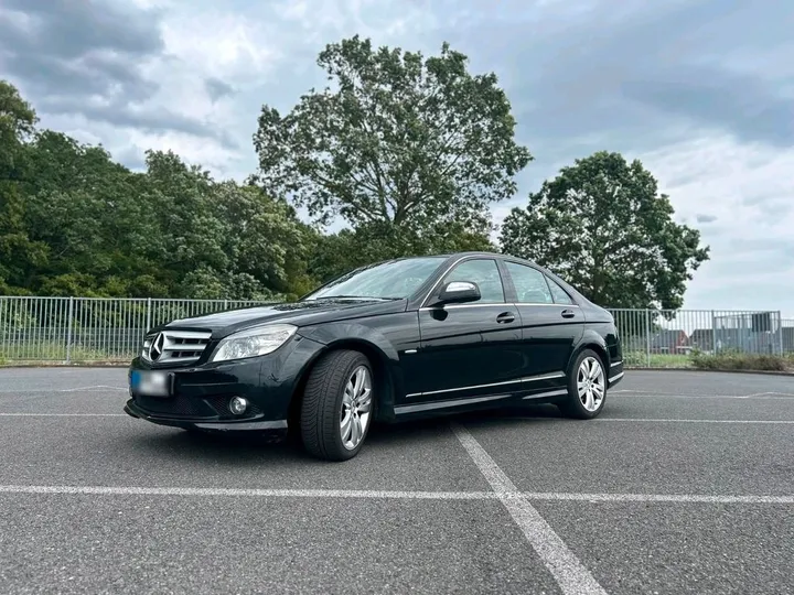 Mercedes-Benz C 320