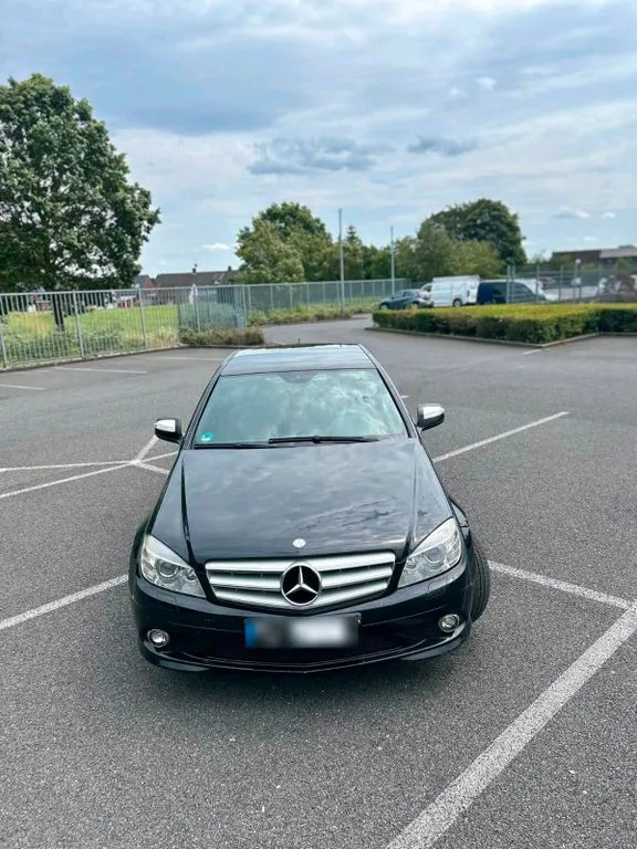 Mercedes-Benz C 320