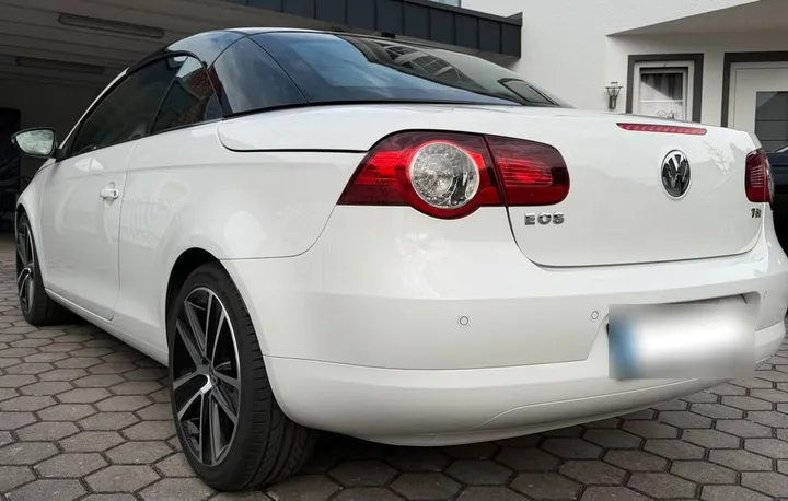 Volkswagen Eos