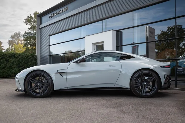 Aston Martin V8 Vantage