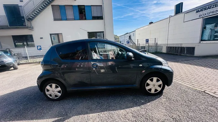 Toyota Aygo (X)