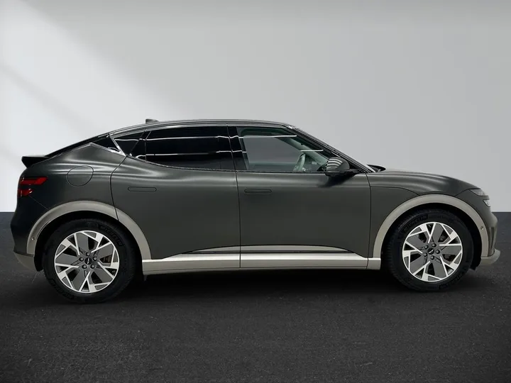 Genesis GV60