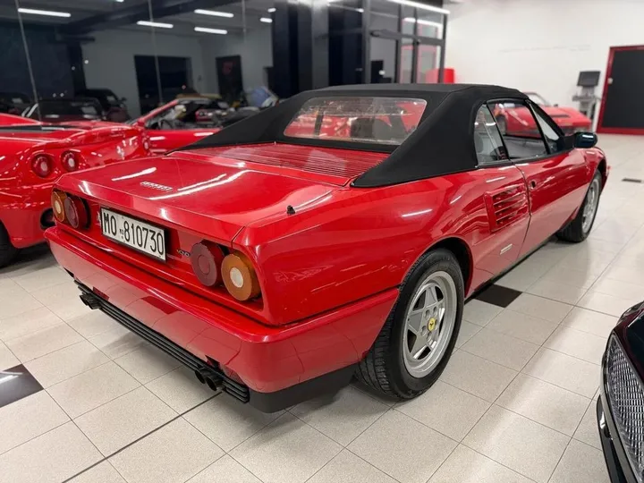 Ferrari Mondial