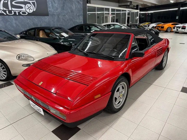Ferrari Mondial