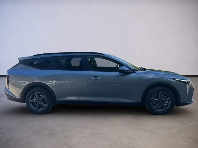 Kia K4