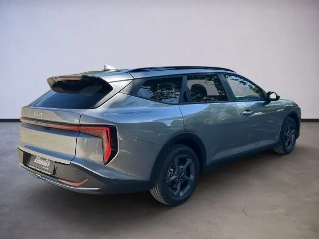 Kia K4