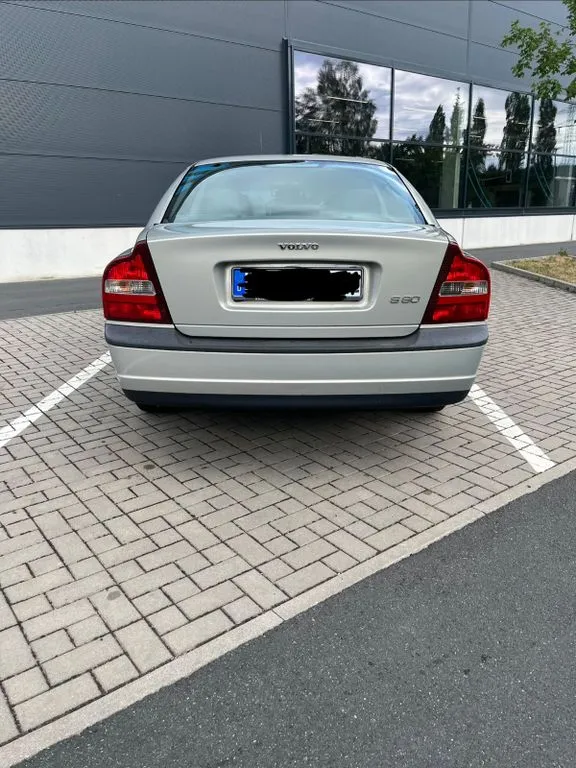 Volvo S80