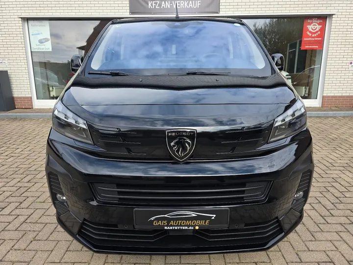 Peugeot Traveller