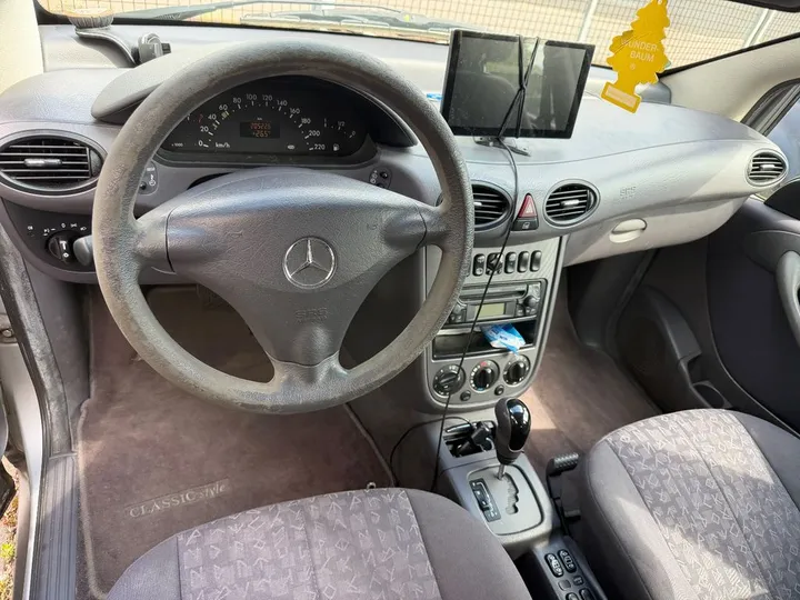 Mercedes-Benz A 170
