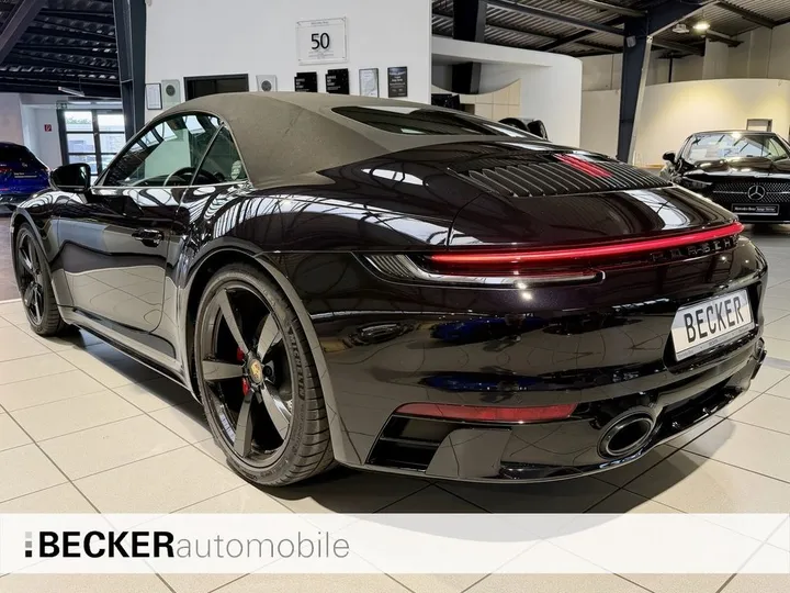 Porsche 992
