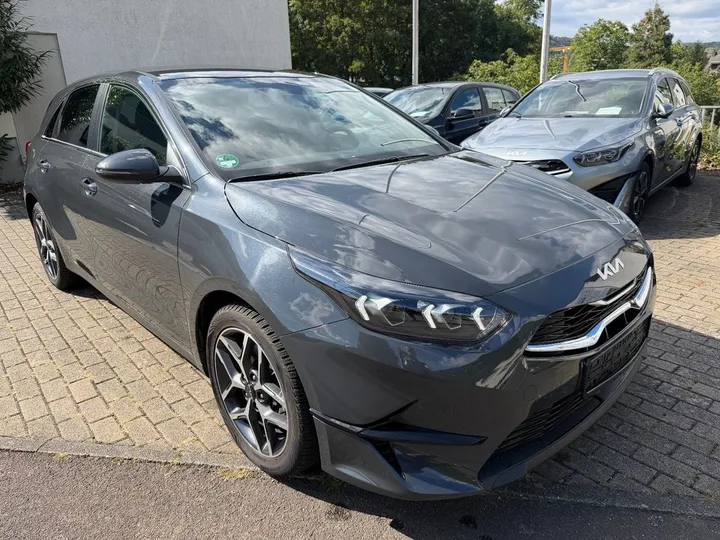 Kia cee'd / Ceed