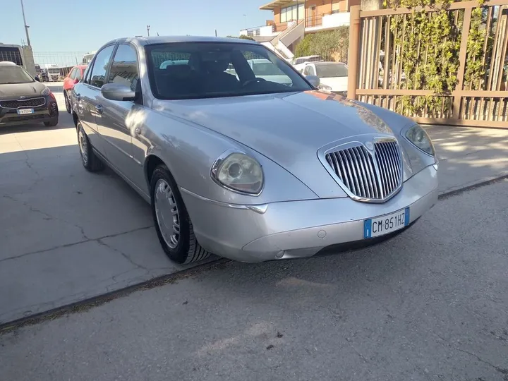 Lancia Thesis