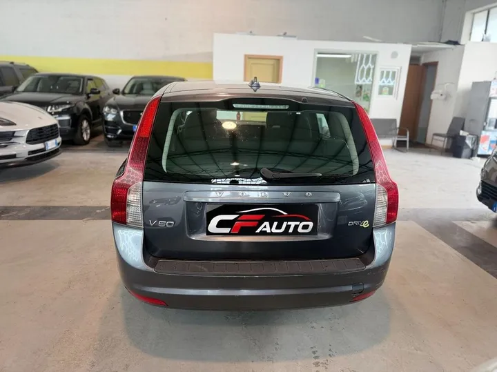 Volvo V50
