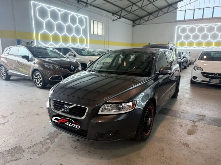 Volvo V50