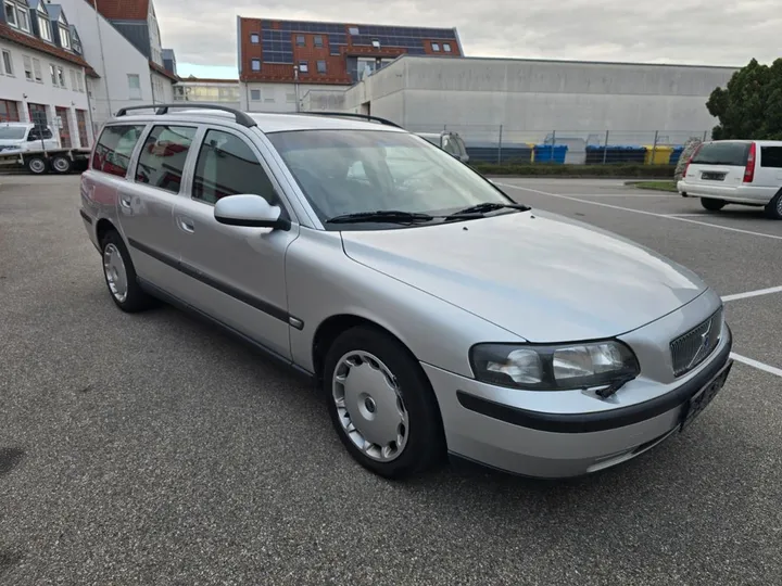 Volvo V70