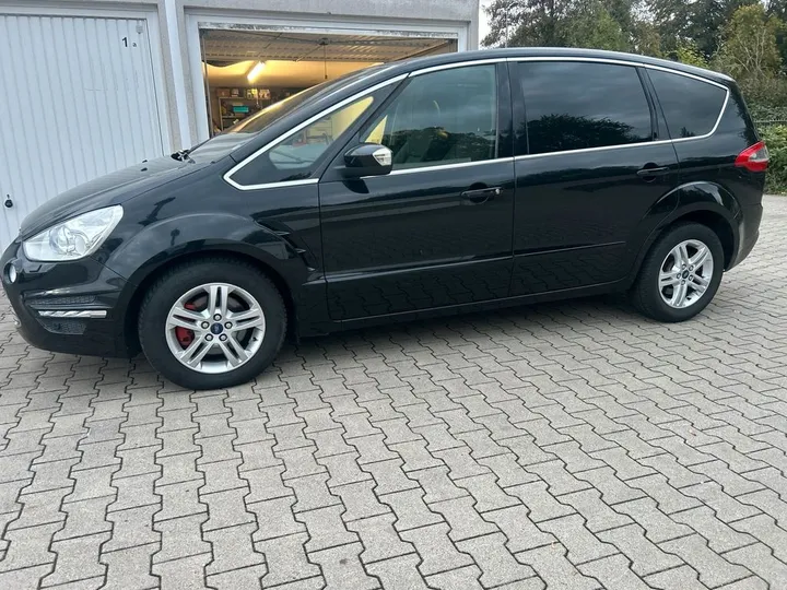 Ford S-Max