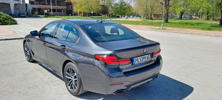 BMW 530