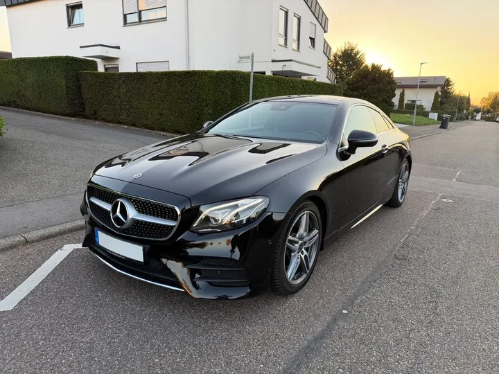 Mercedes-Benz E 200