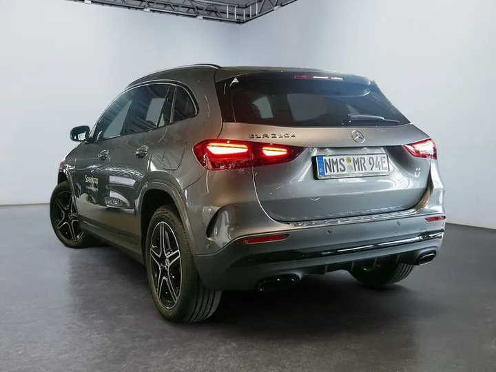 Mercedes-Benz GLA 250