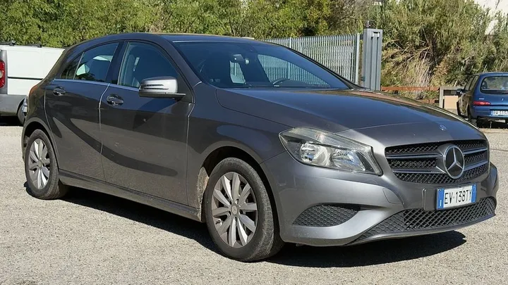 Mercedes-Benz A 180