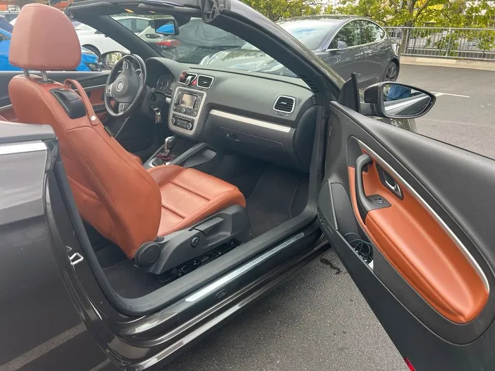 Volkswagen Eos