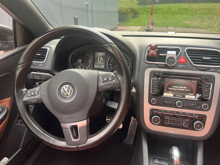 Volkswagen Eos