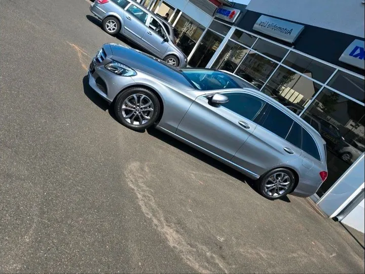 Mercedes-Benz C 180