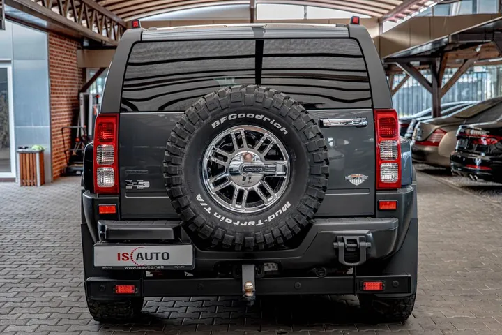 Hummer H3